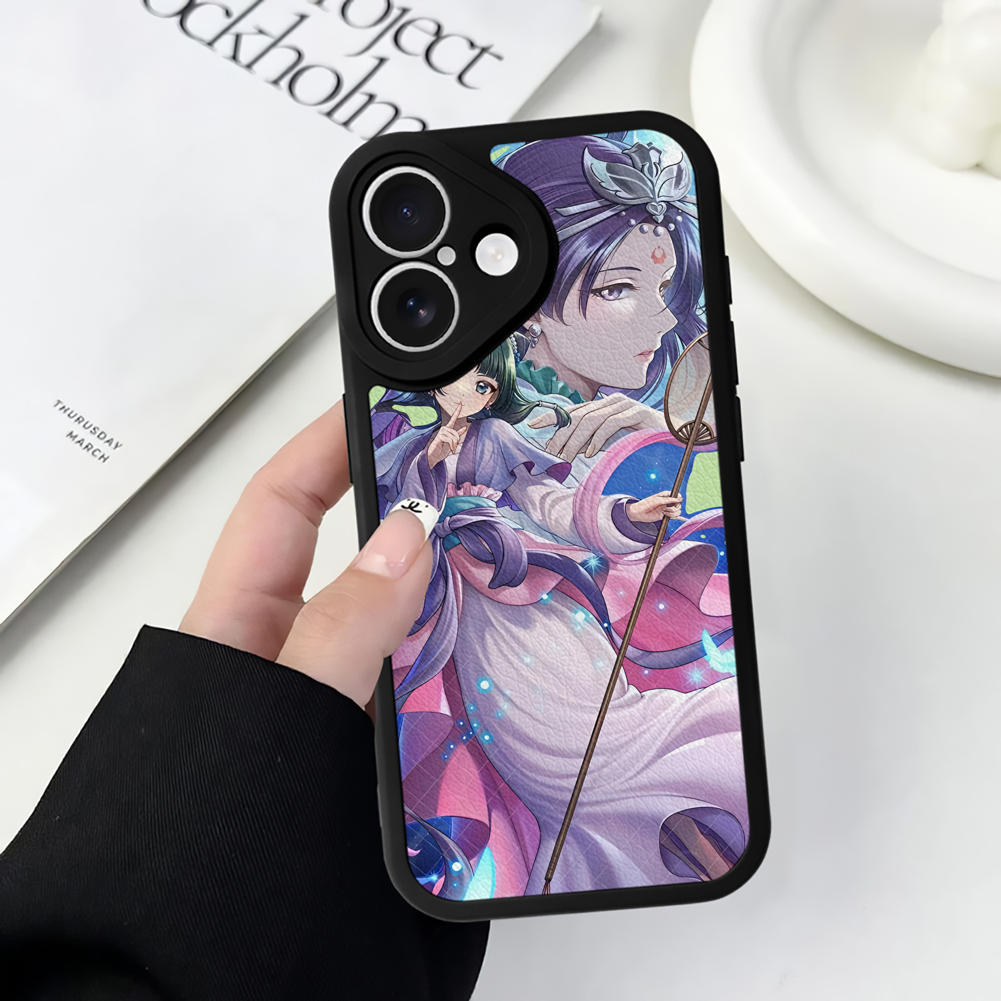 薬屋のひとりごと The Apothecary Diaries 【iPhone 16シリーズ対応】シリコンスマホケース（レザー調） 材質：シリコン